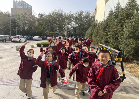 河北省科技馆青少年科学教育中心开课啦